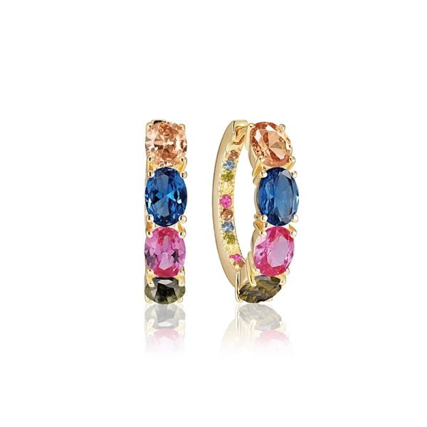 Ellisse Creolo Örhängen Mix Guld från Sif Jakobs i 18K guldpläterat silver med gnistrande cubic zirconia-stenar.