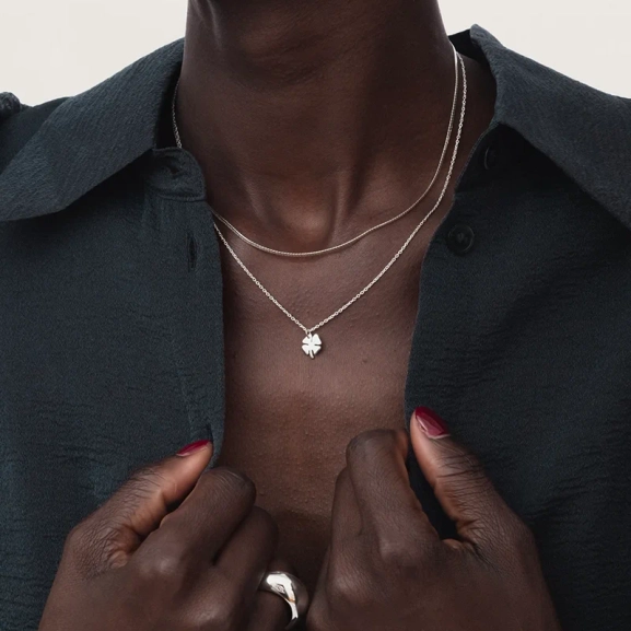 Bring Me Luck Necklace Silver - Syster P - Snabb leverans & Gratis paketinslagning - Nordic Spectra