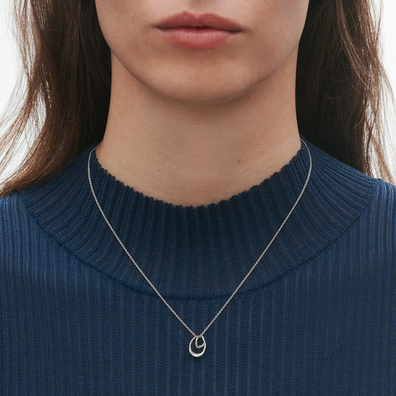 GJ_SS25_ECOM_SHOOT_OFFSPRING_NECKLACE_10012310_Close-up