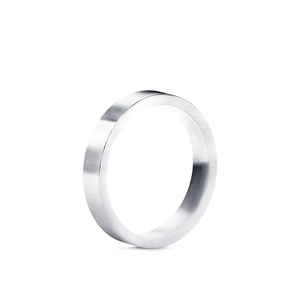 1946 Ring Rak 4 mm Platina - Nordic Spectra - Förstärker livets stora händelser - Nordic Spectra