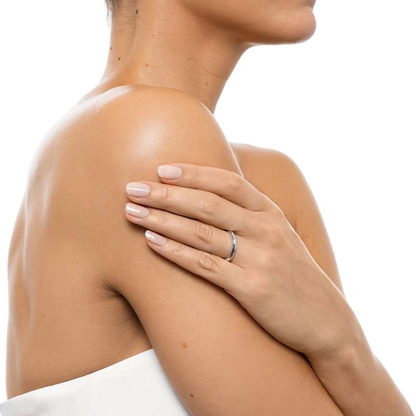 One Love Thin Ring - Efva Attling ringar - Snabb frakt & paketinslagning - Nordicspectra.se