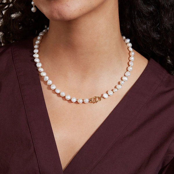 Iris Pearl Necklace White Gold - Edblad - Snabb frakt & paketinslagning - Nordicspectra.se