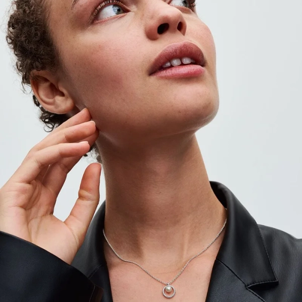Behandelte Süßwasserzuchtperle & Pavé Collier-Halskette - PANDORA - Nordic Spectra