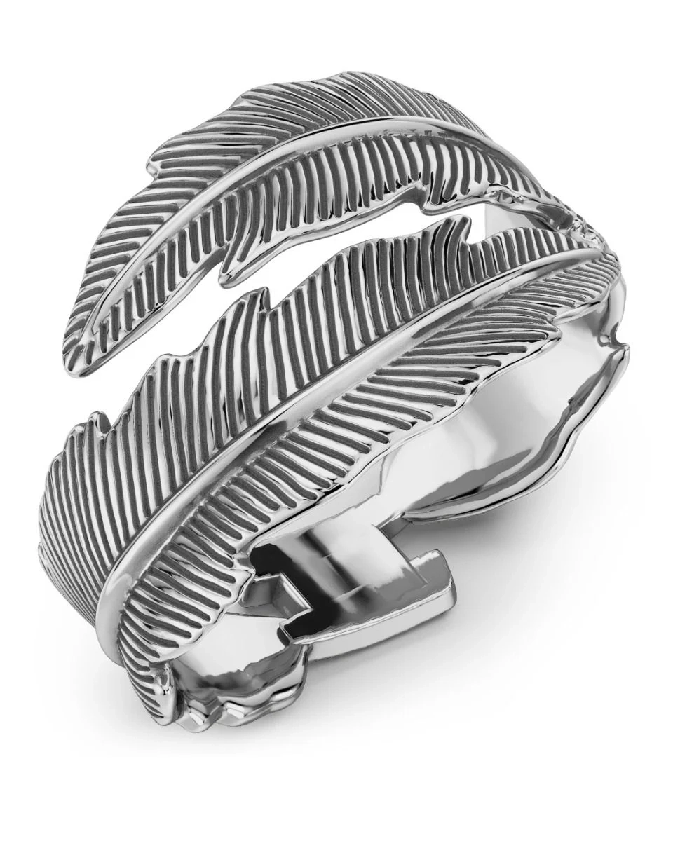 Silverfärgad bangle i polerat stål med två eleganta fjädermotiv från Edblad