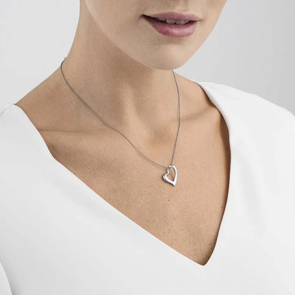 Kurvigt Hjärta Halsband - Georg Jensen halsband - Snabb frakt & paketinslagning - Nordicspectra.se