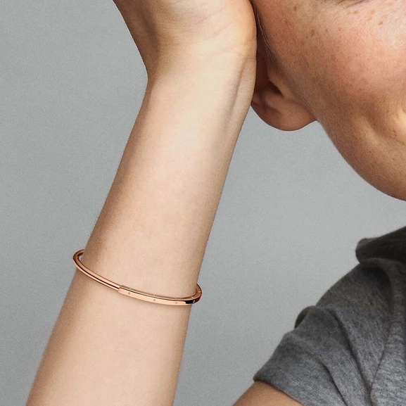 Pandora Signature I-D Avoin Rannerengas - PANDORA - Suuri valikoima & ilmainen lahjapaketointi - Nordicspectra.fi