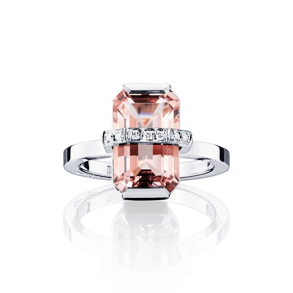 Little Bend Over Morganite White Gold von Efva Attling, Schneller Versand - Nordicspectra.de
