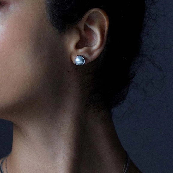 Parisian Pearl Studs Steel - Edblad - Snabb frakt & paketinslagning - Nordicspectra.se