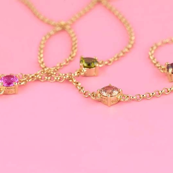 Time To Glow Mini Halsband - Champagne Guld - Carolina Gynning Halsband - Snabb frakt & paketinslagning - Nordicspectra.se