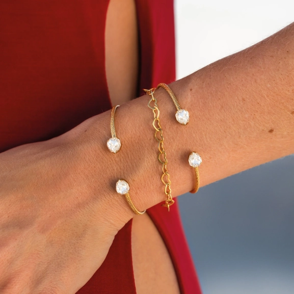 modell Mini Carlotta Bracelet. Elegant och glittrande accessoar för alla tillfällen.