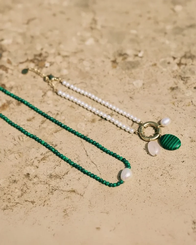 edblad-beach-pearls-necklace-green-gold-pi-127960-6