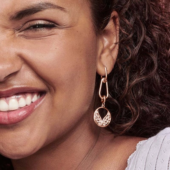 Pandora Me Hoop Link Korvakoru - PANDORA - Suuri valikoima & ilmainen lahjapaketointi - Nordicspectra.fi