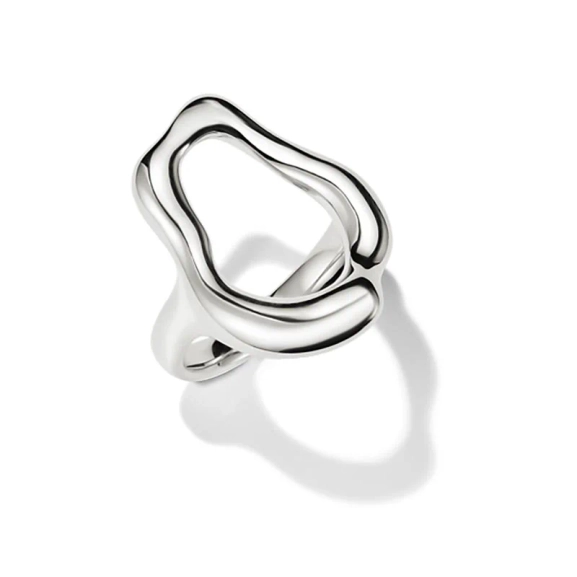 Natural Beauty Ring i återvunnet 925 silver med mjuka kurvor och eleganta linjer