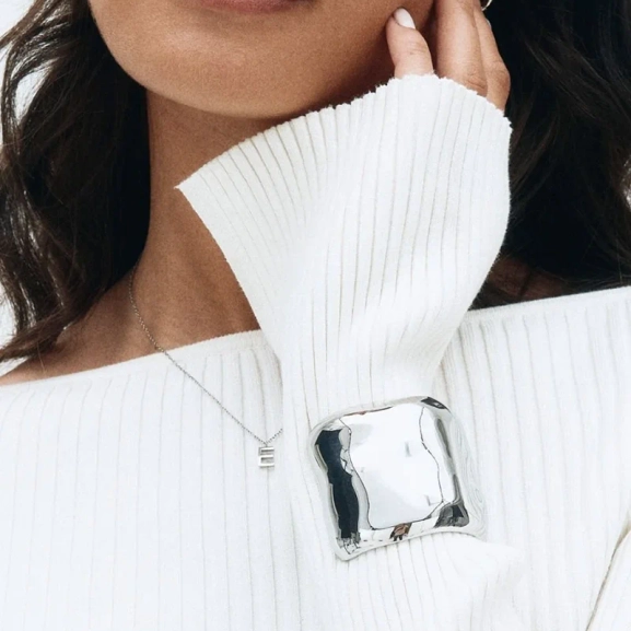 designat av Edblad. Artikelnummer 130610.