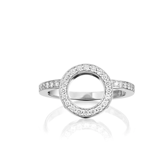 Circle Of Love Ring II White Gold - Efva Attling ringar - Snabb frakt & paketinslagning - Nordicspectra.se