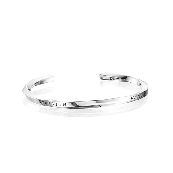 Strength & Kindness Slim Cuff von Efva Attling, Schneller Versand - Nordicspectra.de