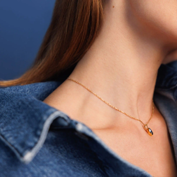 Petite Navette Necklace Gold Denim Blue - Maria Black - Snabb frakt & paketinslagning - Nordic Spectra