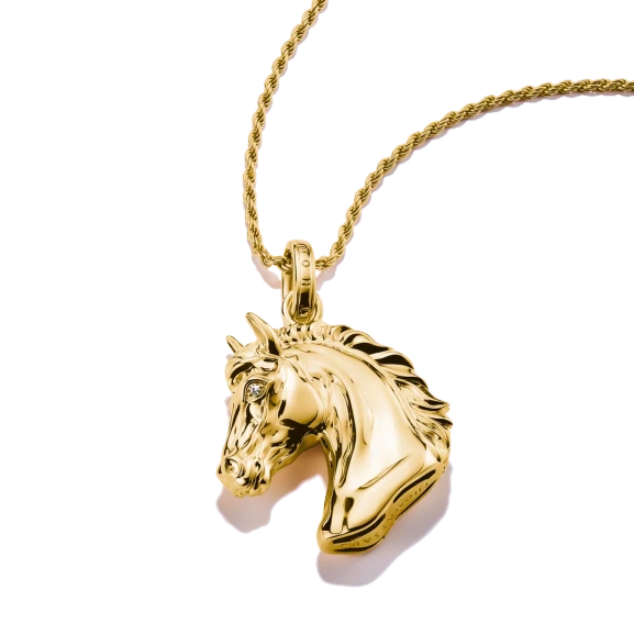 Hästhuvud Elyndra Halsband Guld från Thomas Sabo i guldpläterat silver med detaljerat hästhuvud och gnistrande zirkoniaögon.