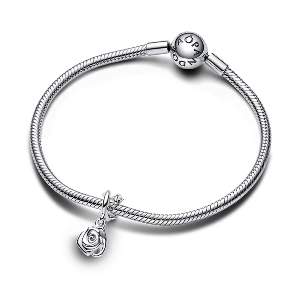 Blühende Rosen Charm-Anhänger - PANDORA - Nordic Spectra