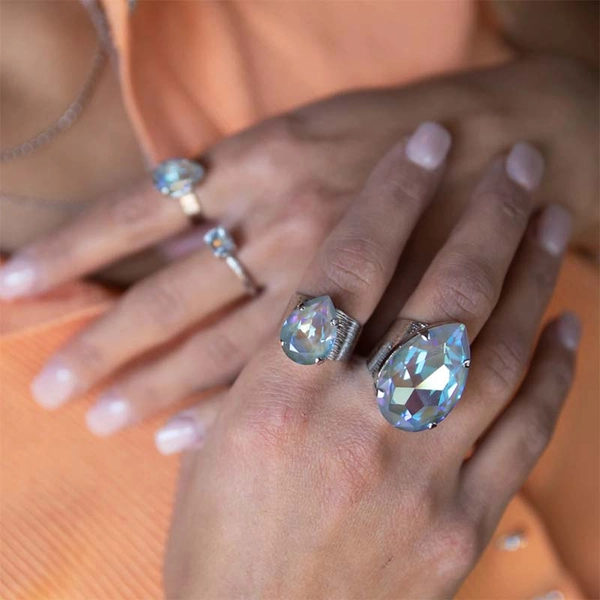 Perfect Drop Ring Gold Serne Delite - Caroline Svedbom - Nopea toimitus ja lahjapakkaus - Nordic Spectra