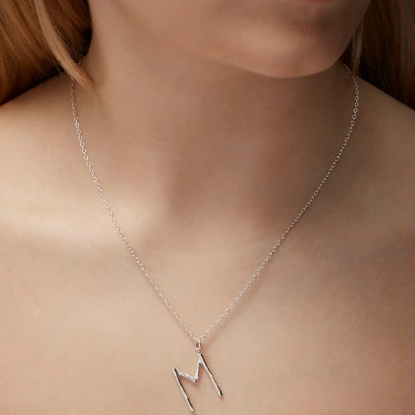 Wonky Letter Necklace - Maria Nilsdotter - 1-2 dagars leverans - Nordic Spectra