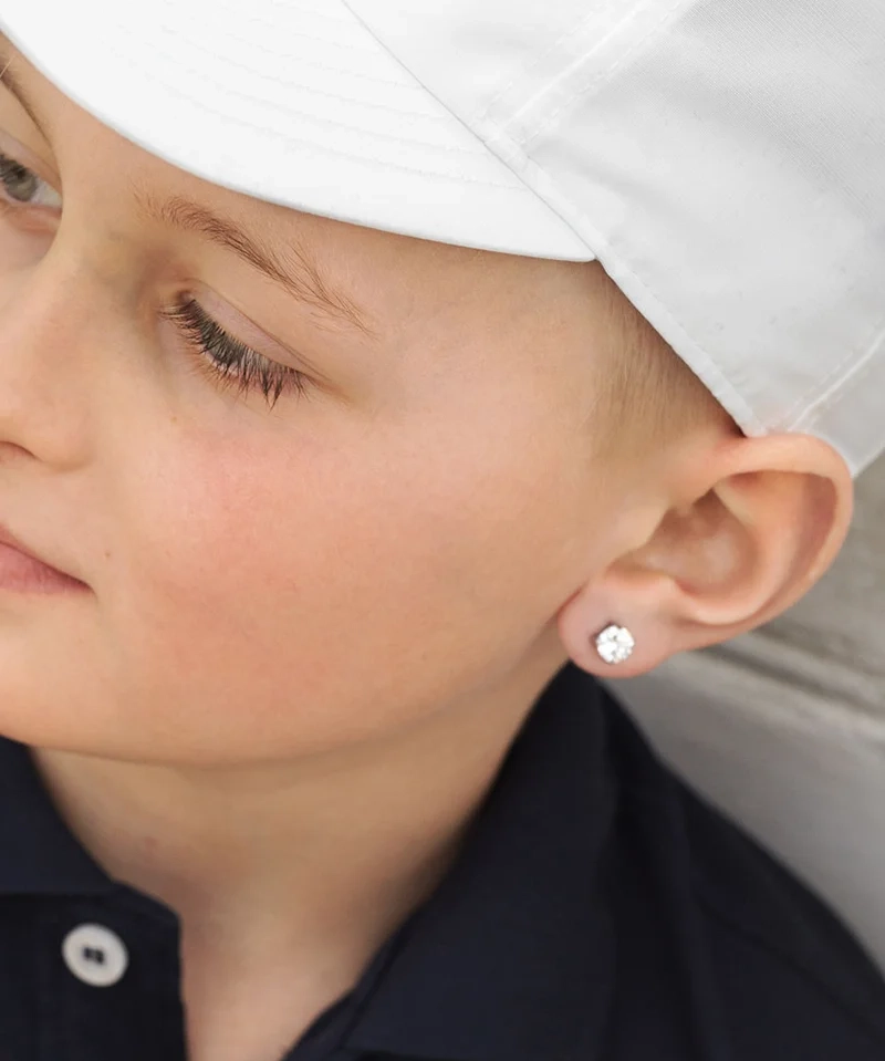 Tiffany-örhängen i medicinsk titan med 7 mm vit cubic zirconia