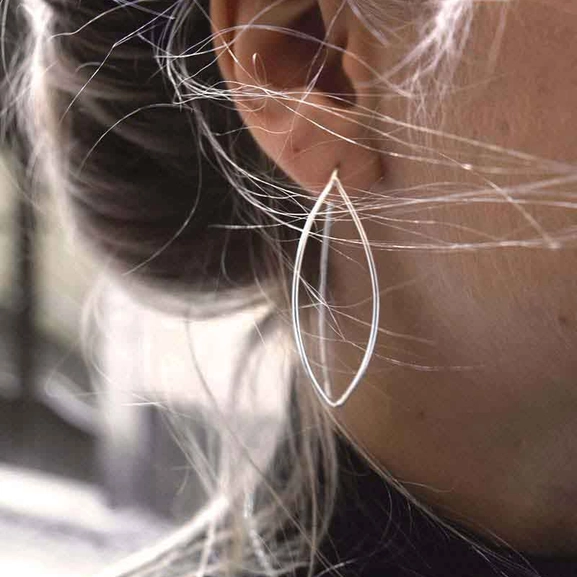 Together Big Earrings - Drakenberg Sjölin Örhängen - Snabb frakt & paketinslagning - Nordicspectra.se