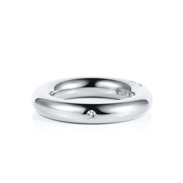 One Love & Stars Ring Platinum i platina med infälld briljantslipad diamant