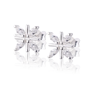 Snowflake Earrings - Carolina Gynning - Nykyaikaisia ​​merkityksellisiä koruja - Nordic Spectra