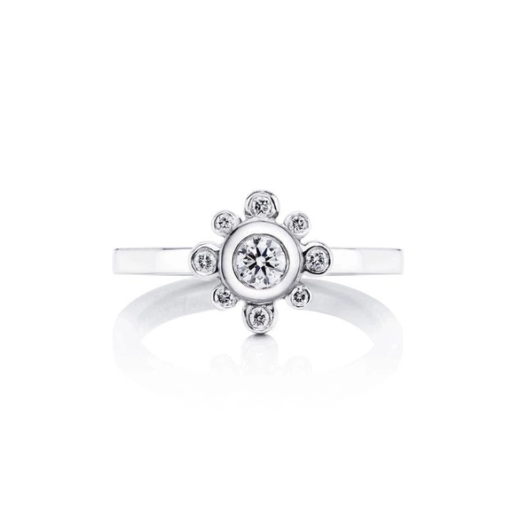 Sweet Hearts Crown Ring 0.19 ct White Gold - Efva Attling ringar - Snabb frakt & paketinslagning - Nordicspectra.se