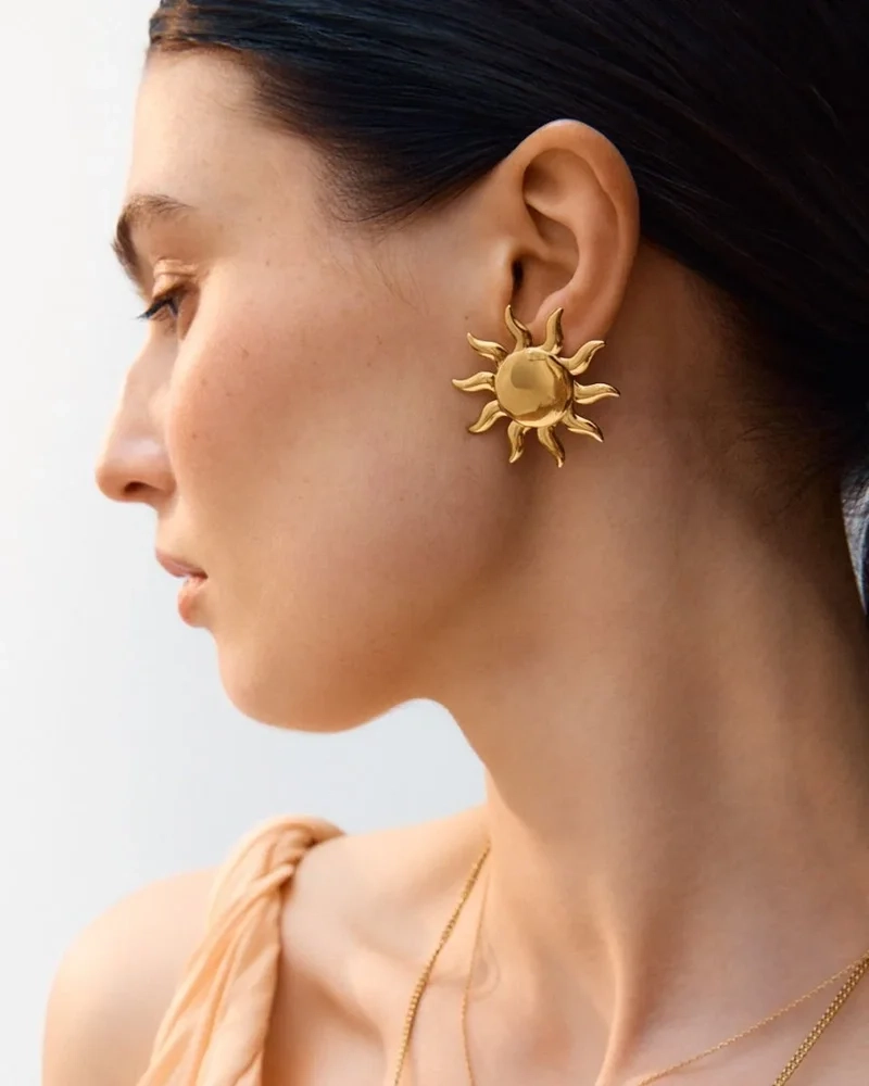 edblad-sun-studs-l-gold-pi-128040-5