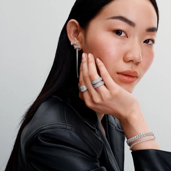 Glittrande Tennisarmband - PANDORA - 1-2 dagar leverans - Gratis paketinslagning