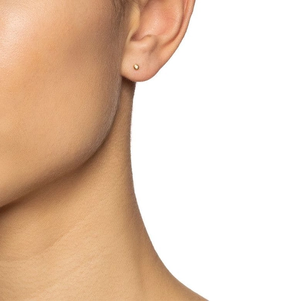My First Diamond Studs - Efva Attling - Suuri valikoima & ilmainen lahjapaketointi - Nordicspectra.fi