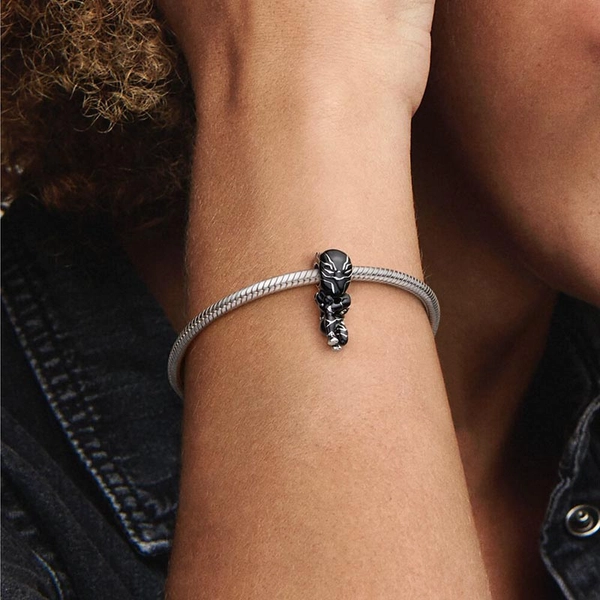 Marvel The Avengers Black Panther Charm von PANDORA, Schneller Versand - Nordicspectra.de