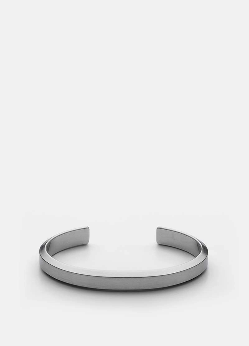 Icon Cuff - Matte Steel - Skultuna - Snabb frakt & paketinslagning - Nordicspectra.se