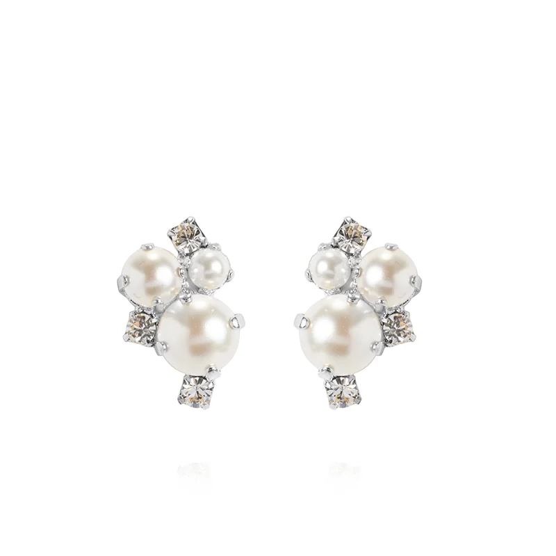 Caroline Svedbom - Molly Earrings Rhodium Pearl / Crystal