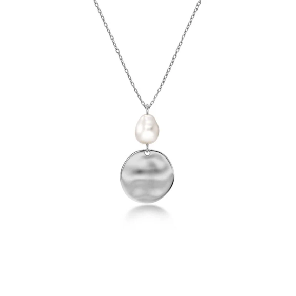 Elegant halsband i rostfritt stål med pärlemorpärla och oregelbundet hänge på facetterad ankarkedja