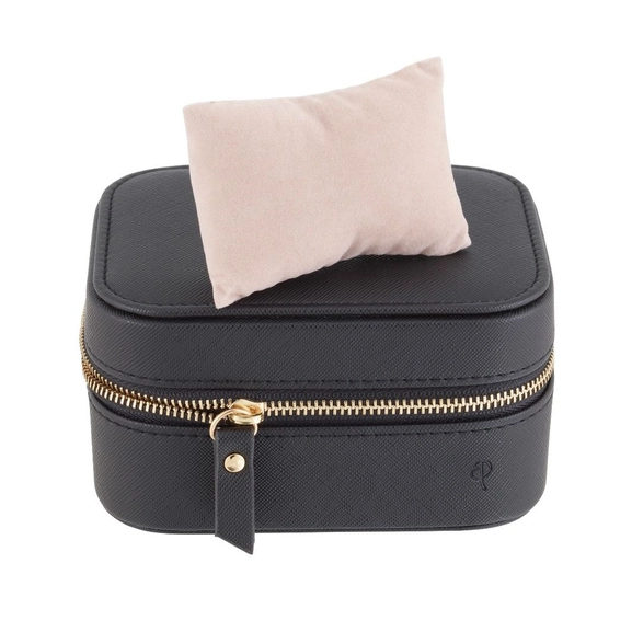 edblad-jewellery-travel-case-l-black-pi-125382_pillow