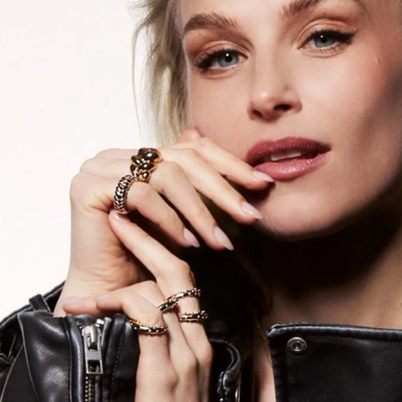 Braided Band Ring Gold - Emma Israelsson - Snabb frakt & paketinslagning - Nordic Spectra