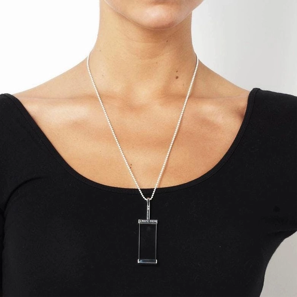 Carpe Diem Monocle - Efva Attling halsband - Snabb frakt & paketinslagning - Nordicspectra.se