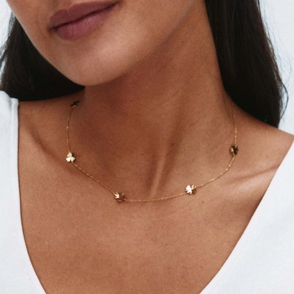 inspirerat av klassisk fyrklöverdesign.