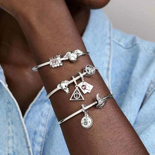 Harry Potter Slytherin Hängberlock - PANDORA - Snabb frakt & paketinslagning - Nordicspectra.se