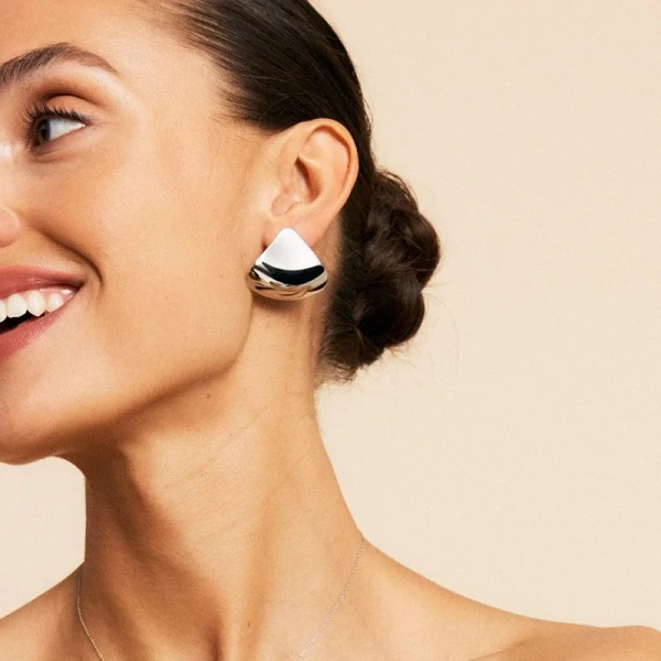 Melrose Studs L Steel - Edblad - Snabb frakt & paketinslagning - Nordic Spectra