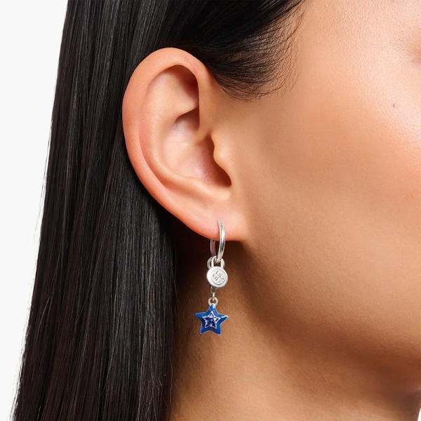 Stjärna Med Blå Sten Och Mörkblå Kallemalj Berlock - Thomas Sabo - Snabb leverans & paketinslagning - Nordic Spectra