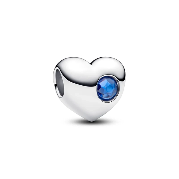 Månadssten September Hjärtberlock i silver med djupblå cubic zirconia sten.