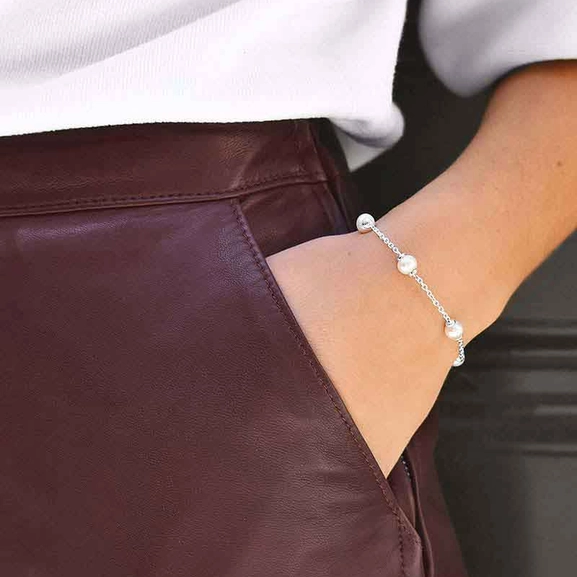 Le Pearl Bracelet - Drakenberg Sjölin Armband - Snabb frakt & paketinslagning - Nordicspectra.se