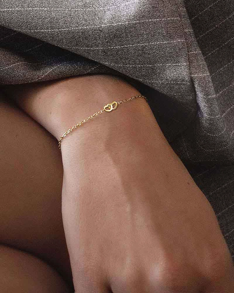 Love Bracelet Gold - Drakenberg Sjölin Armband - Snabb frakt & paketinslagning - Nordicspectra.se