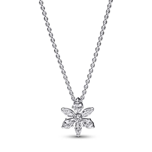 Sparkling Herbarium Cluster Pendant Necklace - PANDORA - Snabb frakt & paketinslagning - Nordicspectra.se