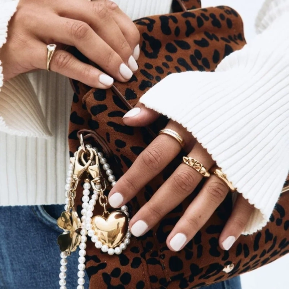 perfekt för att förhöja din väska eller nyckelknippa.