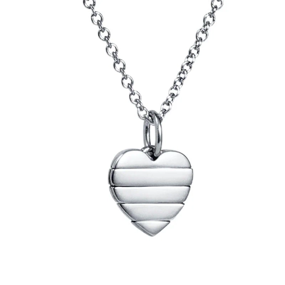 hjärtformat hänge från Efva Attling